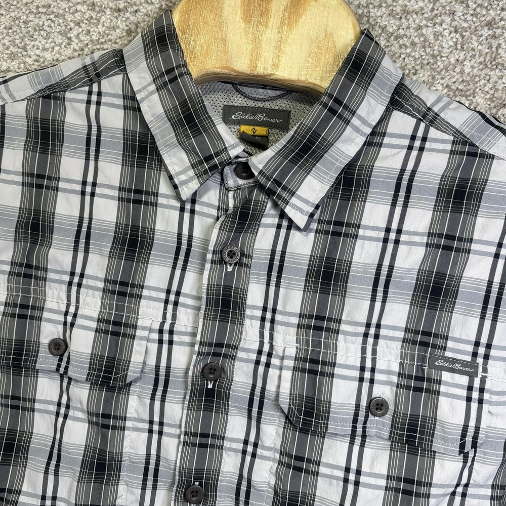 Eddie Bauer Shirt Mens LT Gray Plaid Long Sleeve Nylon Blend Button-Up Outdoor